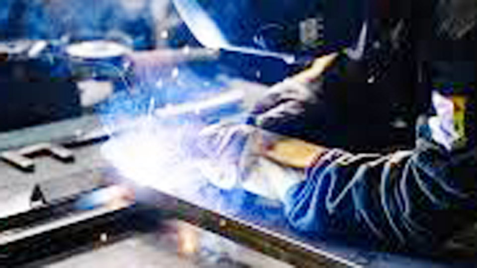 How to Become a Welder in California