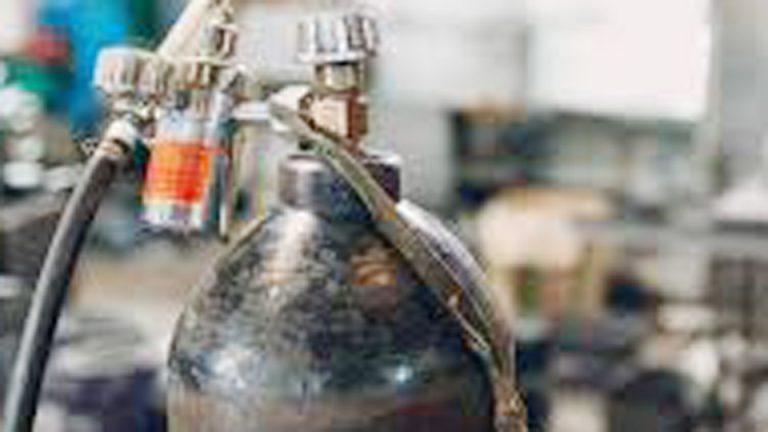 What Is the Porous Material in an Acetylene Cylinder?