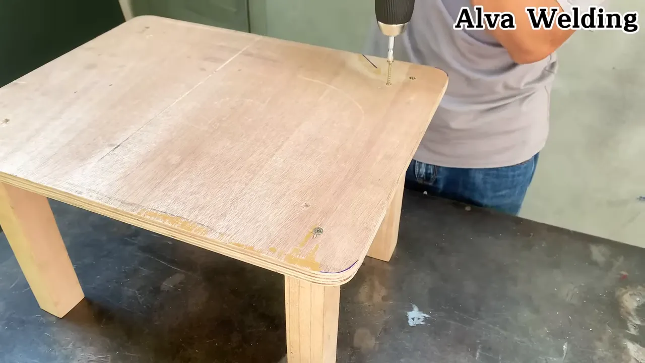 finished jigsaw table ready for use