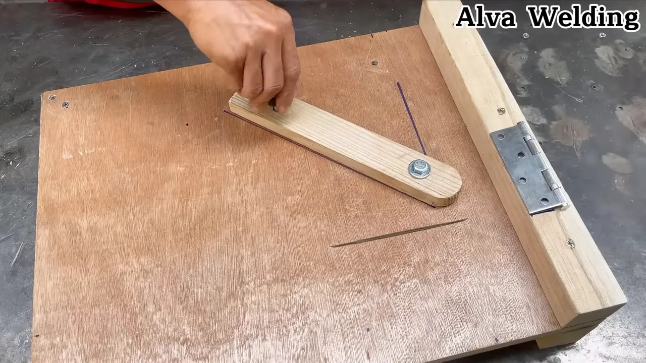 Tightening blade flange and checking blade clearance