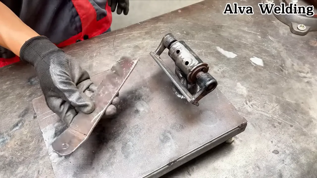 Servicing hub bearings and cleaning hub internals